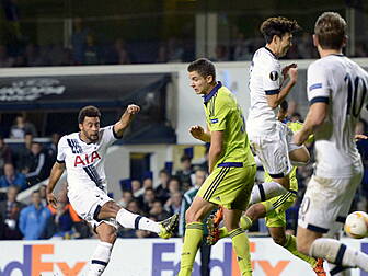 WATCH: Tottenham leave it late...